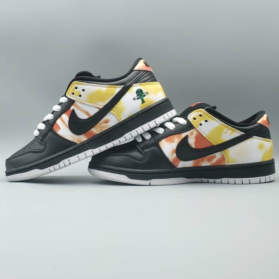 Nike SB Dunk Low Raygun Tie-Dye Black