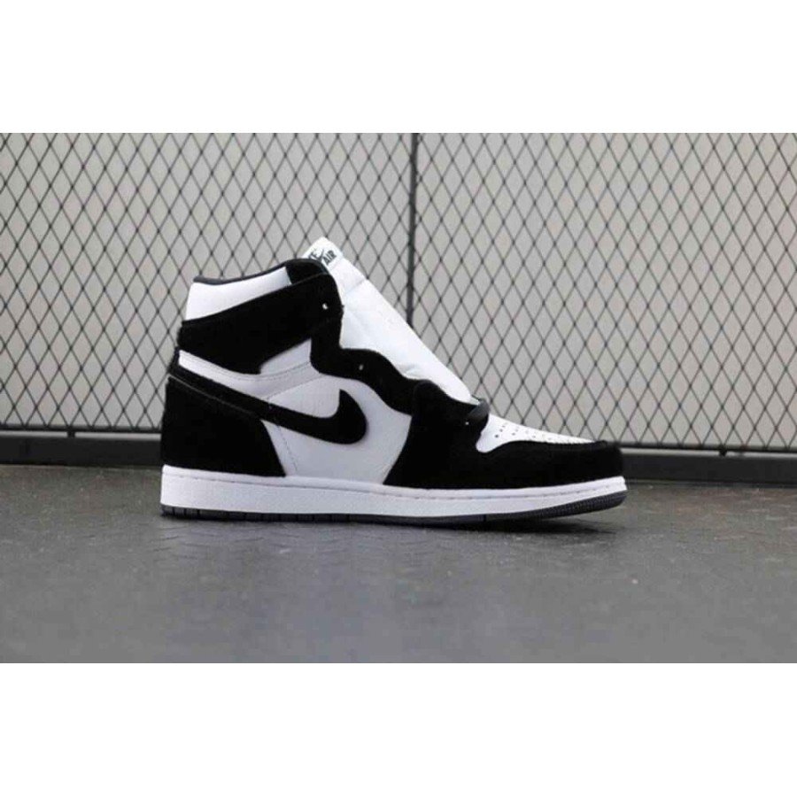 Jordan 1 Retro High Twist "Panda"