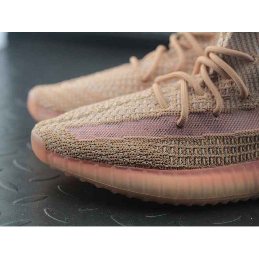 adidas Yeezy Boost 350 V2 Clay