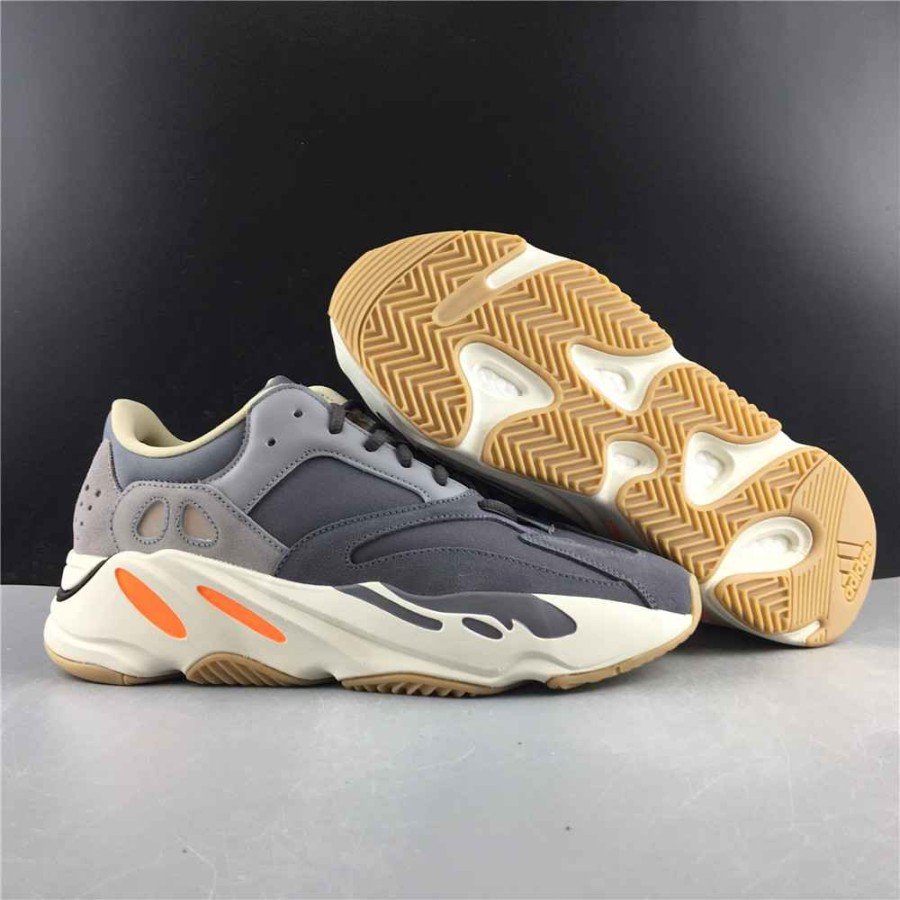 adidas Yeezy Boost 700 Magnet