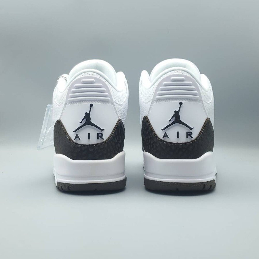 Air Jordan 3 Retro Mocha