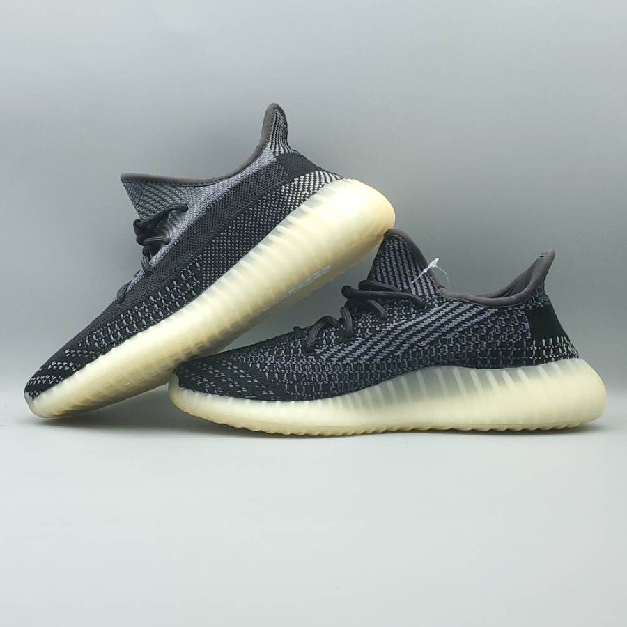 adidas Yeezy Boost 350 V2 Carbon