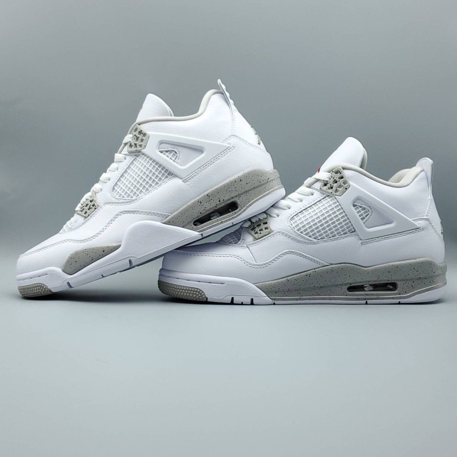 Air Jordan 4 Retro White Oreo