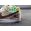 Nike SB Dunk Low Street Hawker