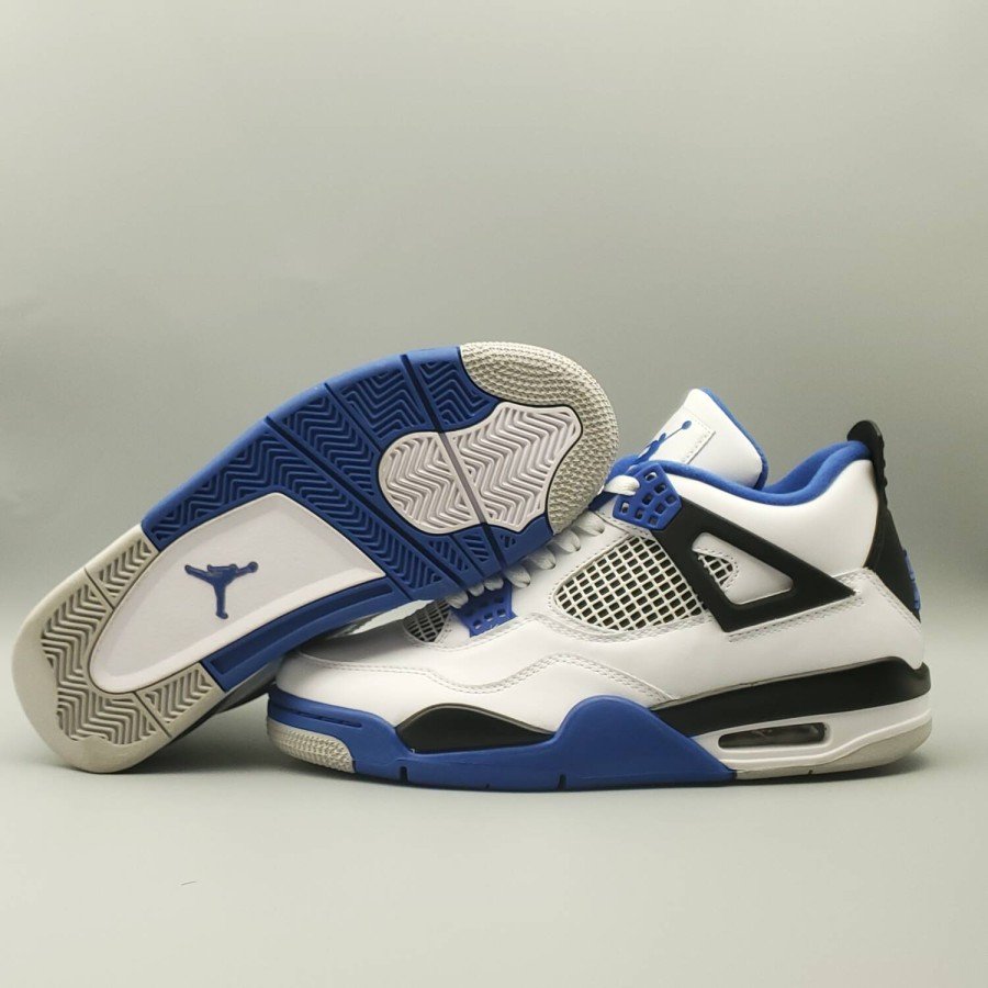 AJ 4 Retro Motorsports