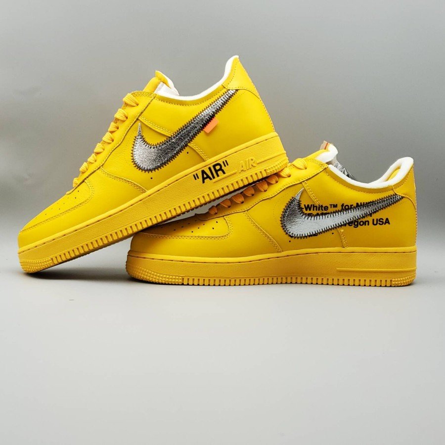 Nike Air Force 1 Low OFF-WHITE University Gold Metallic Silver