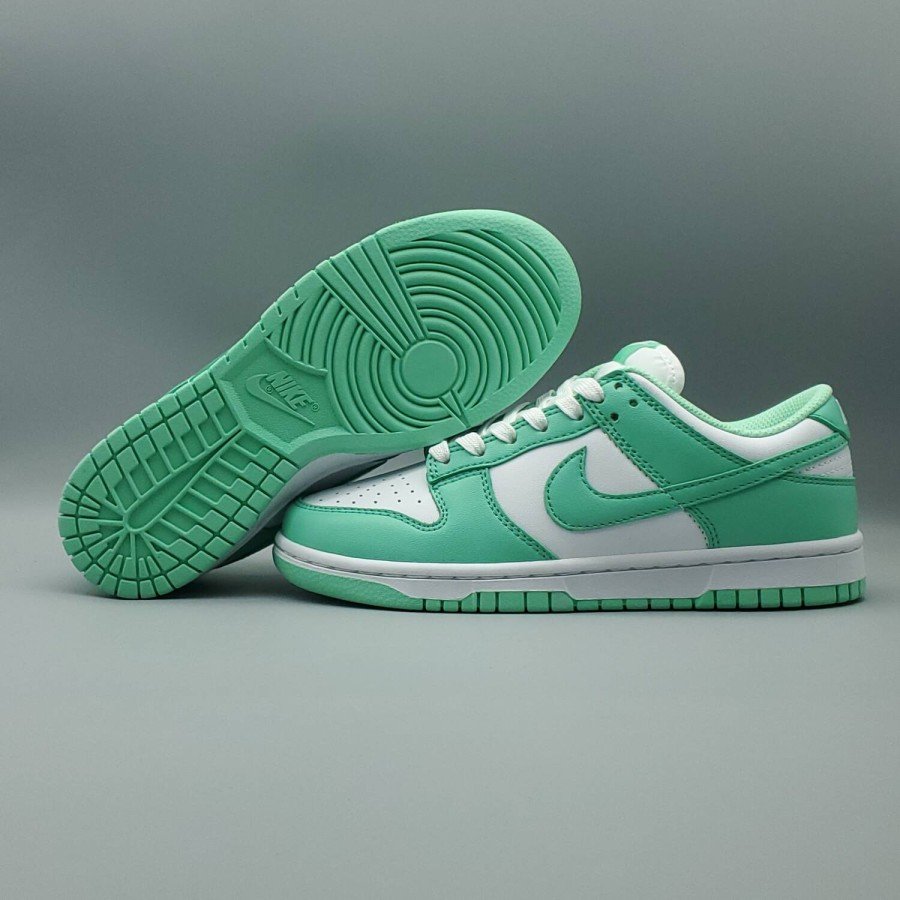 Dunk Low Green Glow