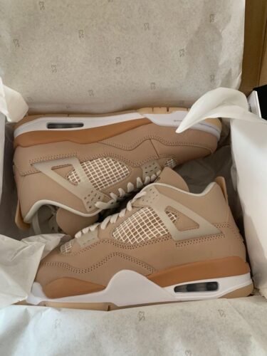 Air Jordan 4 Retro Shimmer photo review