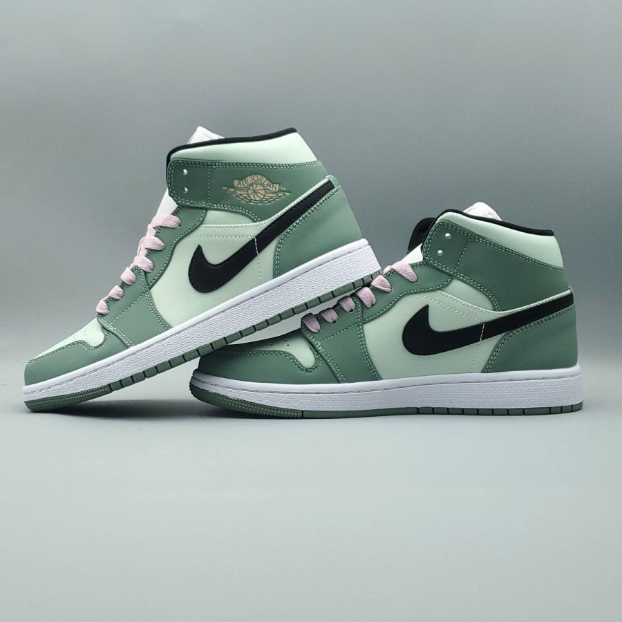 Air Jordan 1 Mid Dutch Green