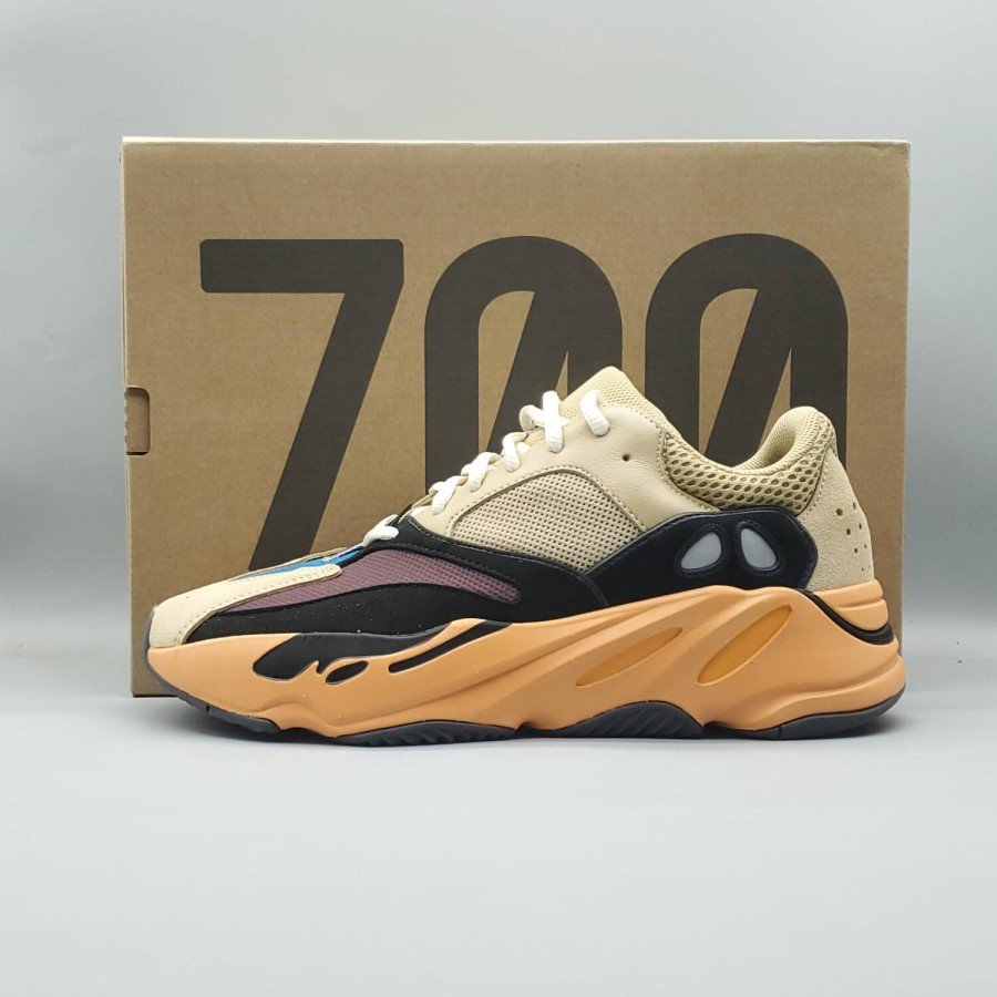 YZY 700 Enflame Amber