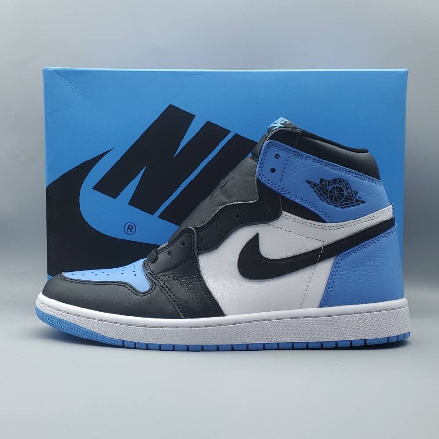 Jordan 1 Retro High UNC Toe