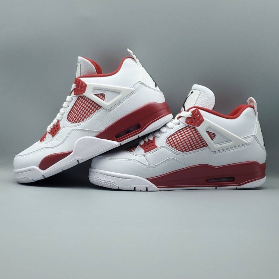 Jordan 4 Retro Alternate