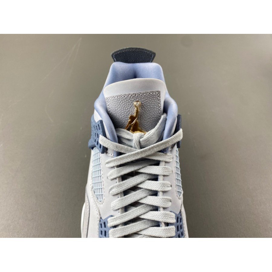 Air Jordan 4 Retro 'UNC' PE 2025