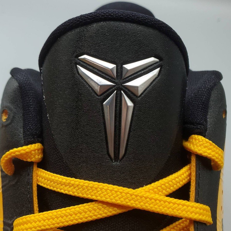 Nike Kobe 5 Protro Bruce Lee