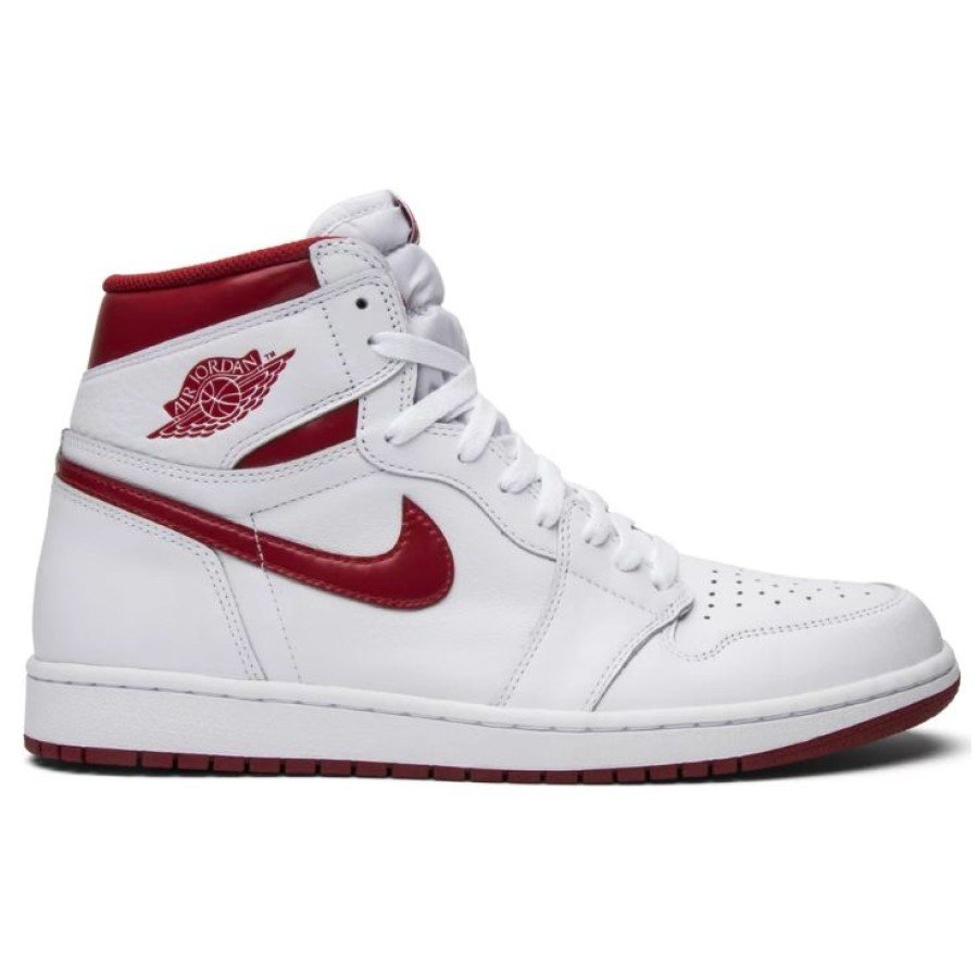 Air Jordan 1 Retro High OG 'Metallic Red'