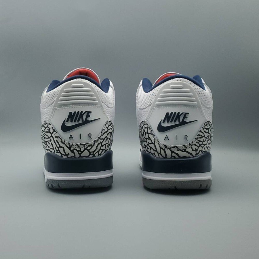 Air Jordan 3 Retro OG 'True Blue' 2016