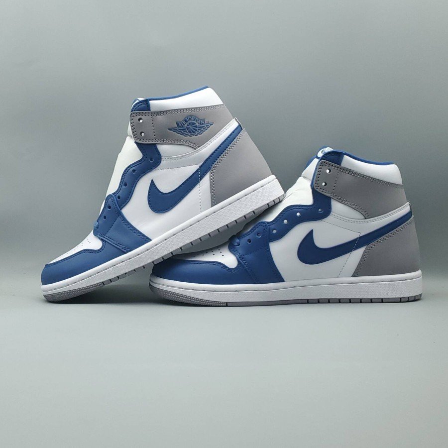 Air Jordan 1 Retro High OG 'True Blue'