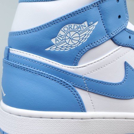 Air Jordan 1 Mid 'UNC'