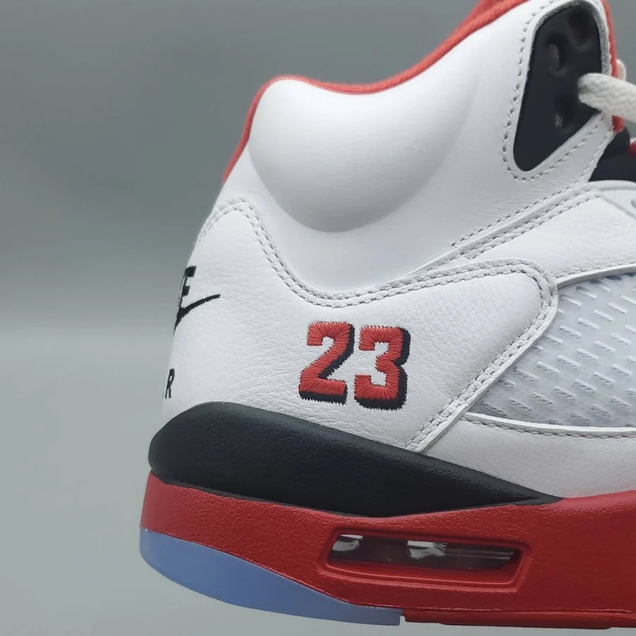 Air Jordan 5 Retro 'Fire Red' 2025