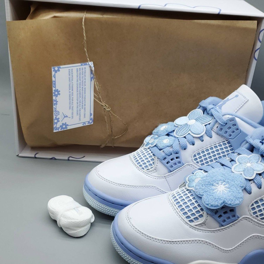 Wmns Air Jordan 4 Retro 'Forget Me Not'