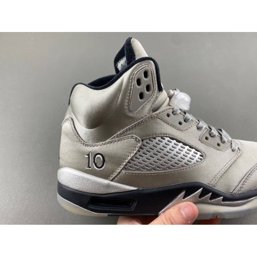 Wmns Air Jordan 5 Retro 'Wings'